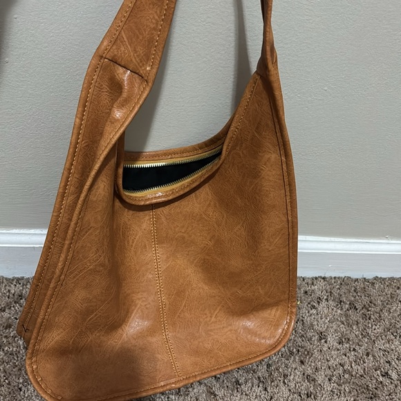 Newbella Purse - Picture 3 of 3